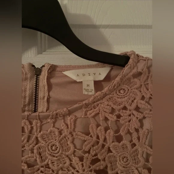 Woman’s pink sheer blouse - Size M - Picture 5 of 8